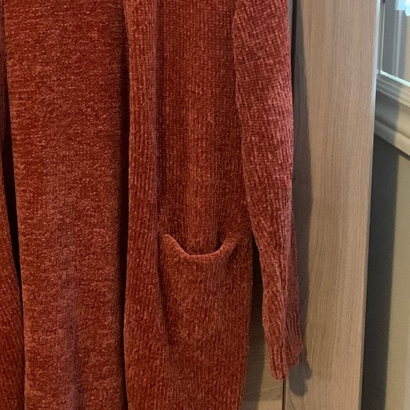 Cardigan - Picture 2 of 3